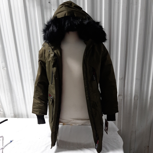 Ladies clothing - Picture 6 of 8